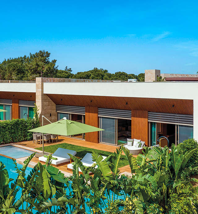 /media/14bdzt34/regnumcarya_amber_lagoon_villa_06091-card.jpg